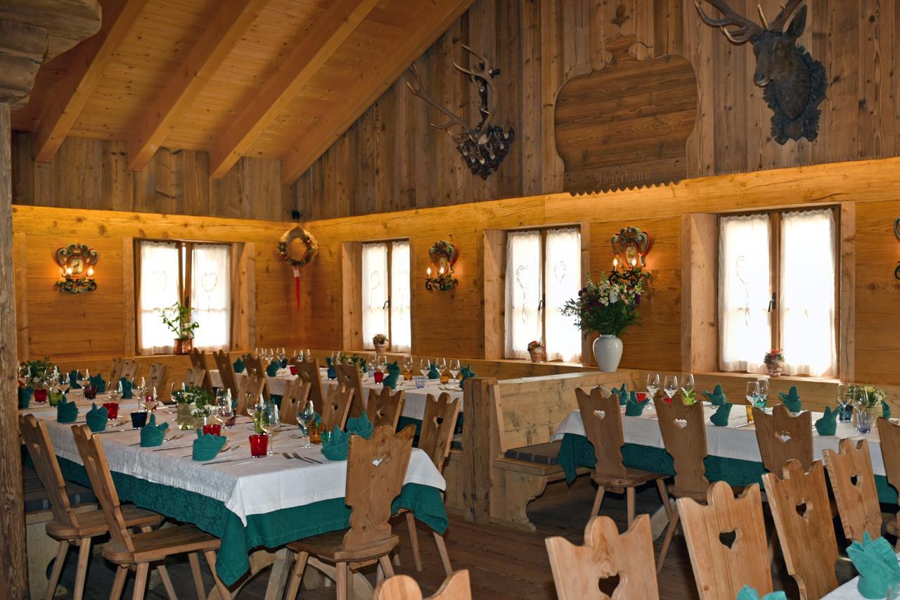 Jaegerhaus Agriturismo Cortina dʼAmpezzo Kültér fotó